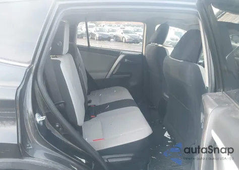 2018 Toyota Rav4 Hybrid Xle z USA, uszkodzony, nr VIN JTMRJREV4JD172555